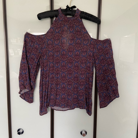 American Eagle exposed shoulder flowy top hippie style - Picture 1 of 4